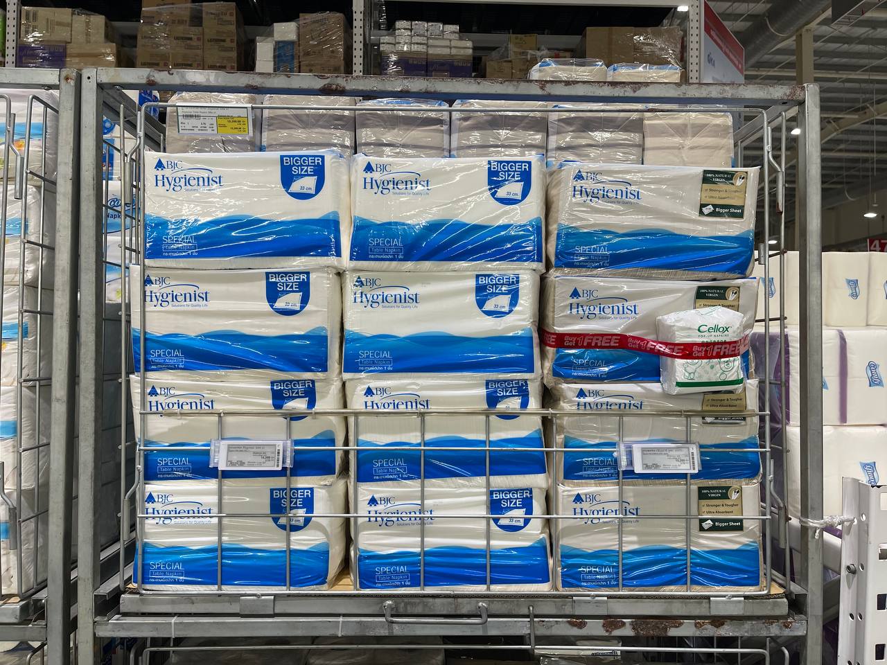Modern Trade Distribution of Cellox and Hygienist Products by BJC at Makro Cambodia 12 Dec - Image 16